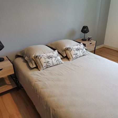Maison De Campagne Proche Des Plages Saint-Romain-de-Benet 外观 照片