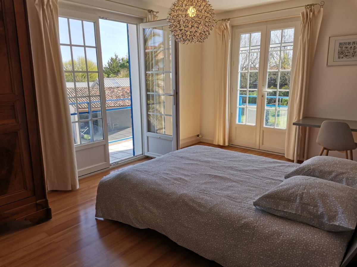 Maison De Campagne Proche Des Plages Saint-Romain-de-Benet 外观 照片