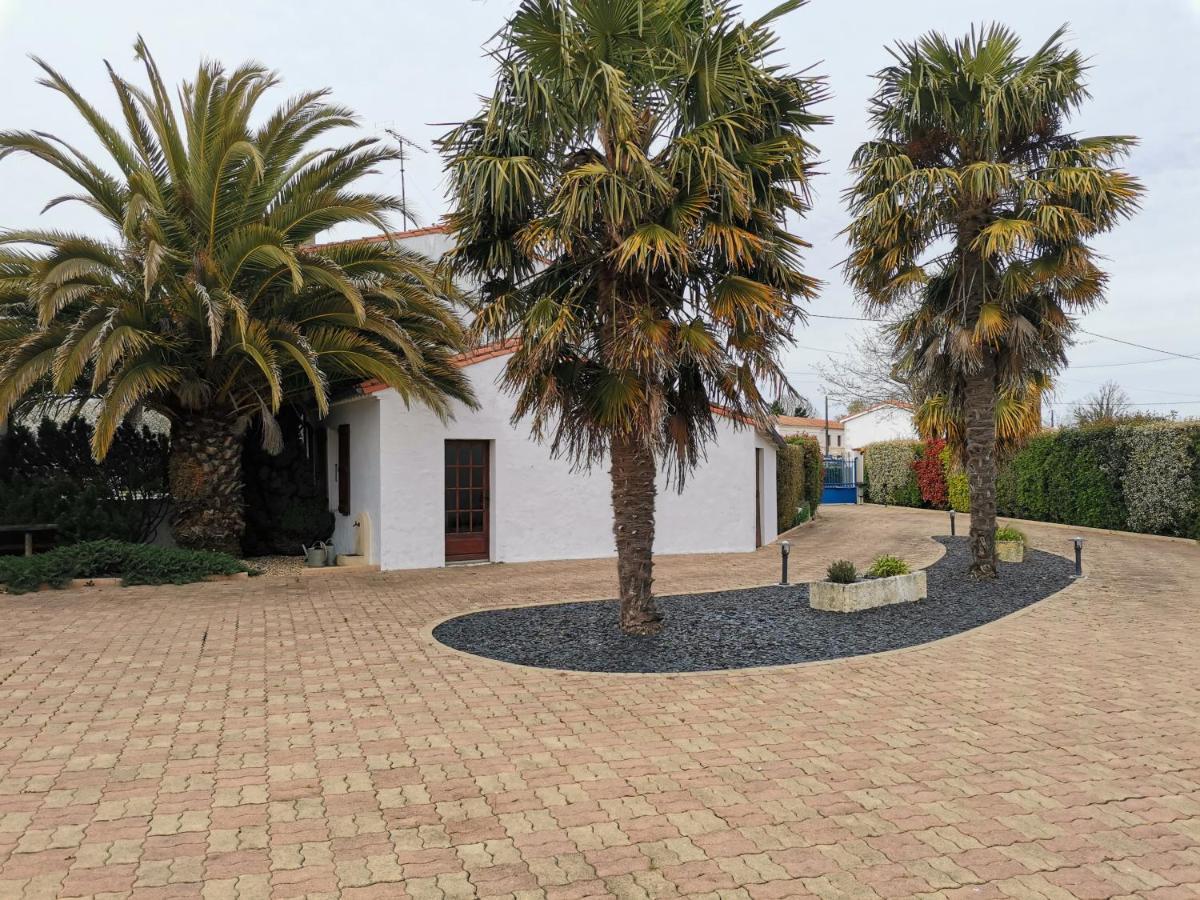 Maison De Campagne Proche Des Plages Saint-Romain-de-Benet 外观 照片